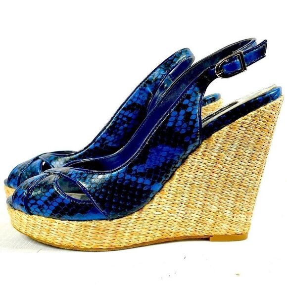 BLUE SNAKESKIN PLATFORM WEDGES BY WHBM SIZE 7M - Picture 1 of 6